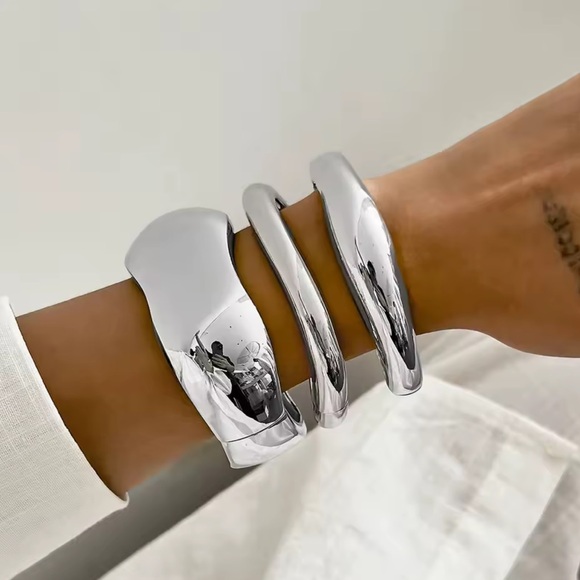 3 Exaggerated Silver Bangle Bracelet Set - Picture 1 of 5